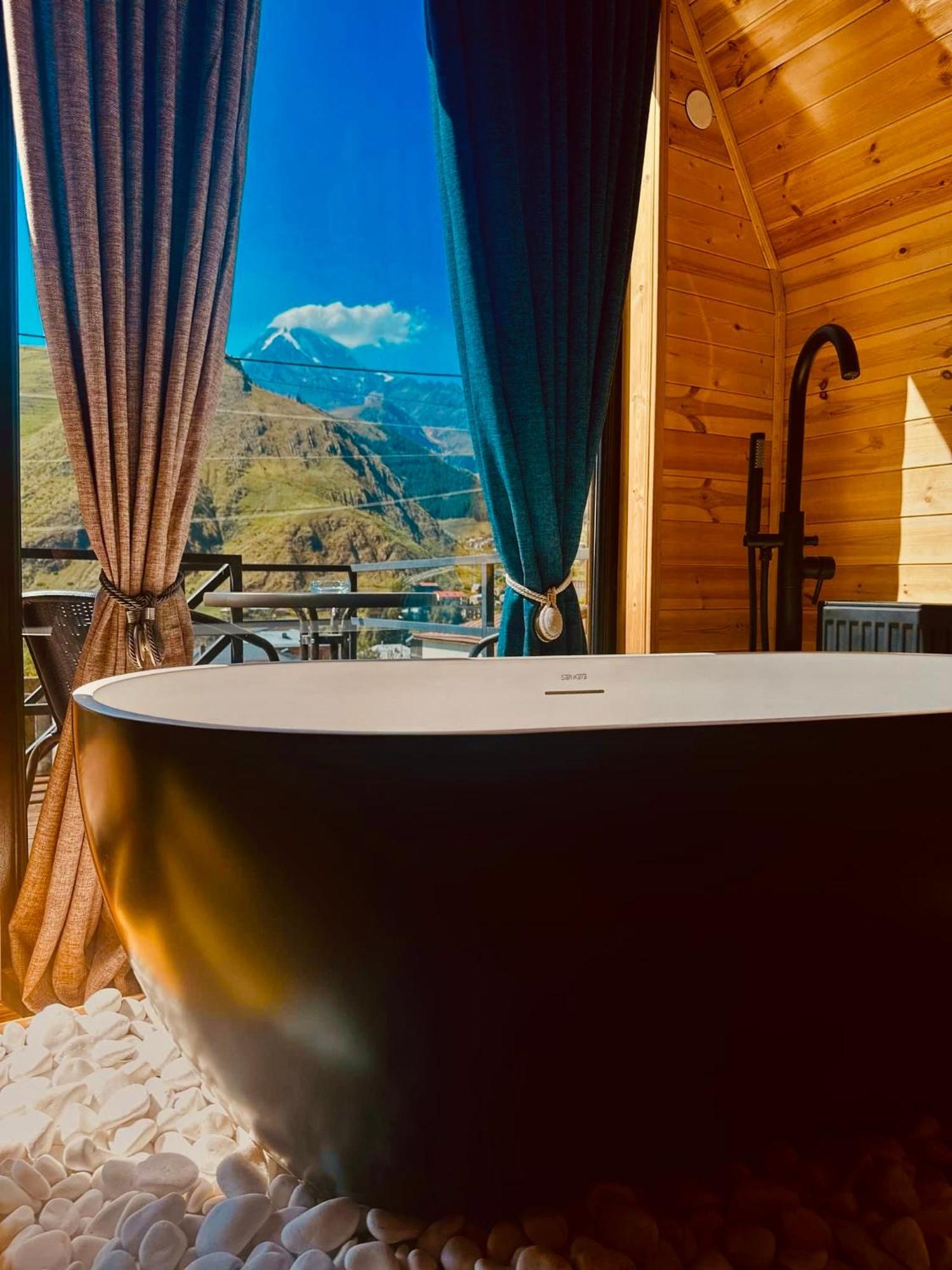 Edelweiss Cottage Kazbegi Exteriér fotografie